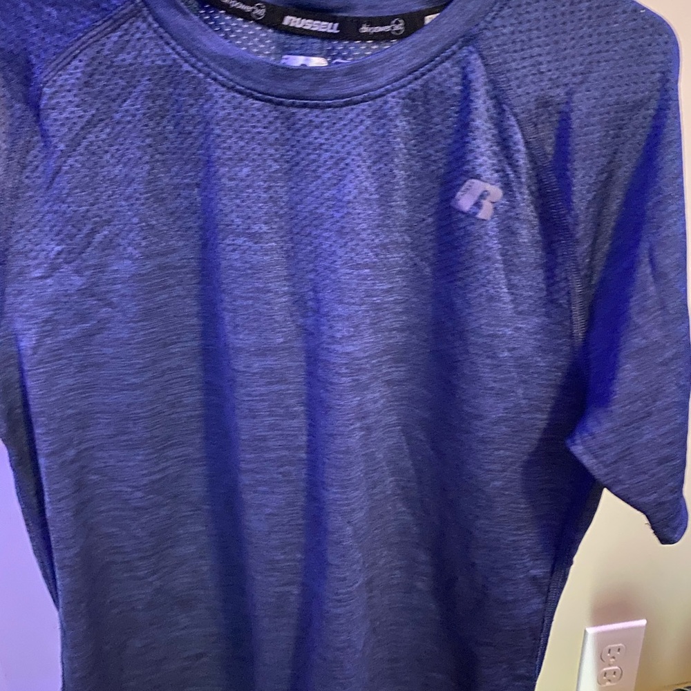 Boys Russell Athletics DriFit set. Size 10-12.